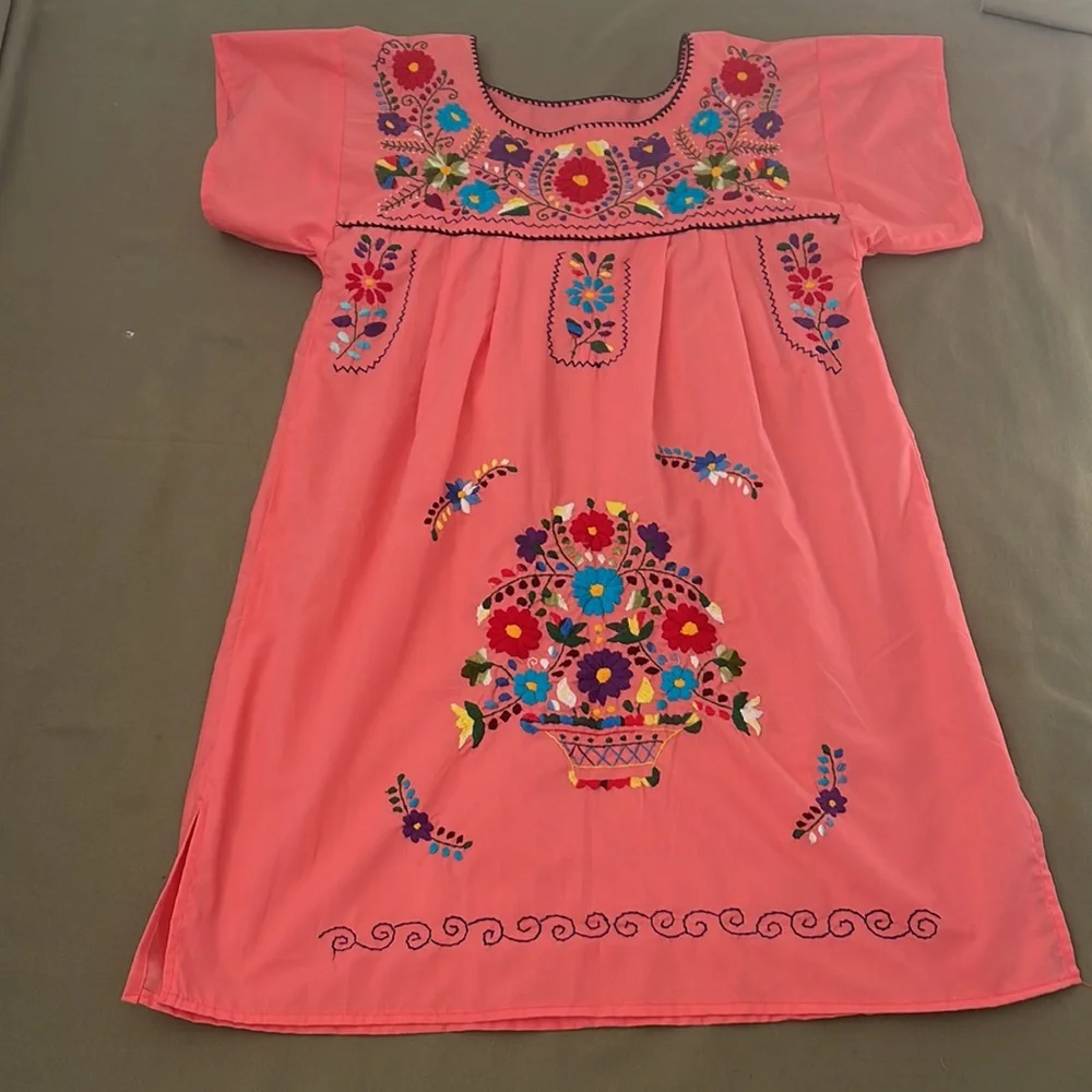 Multi color Hand embroidered  Womens DRESS  size MEDIUM - Picture 2 of 16